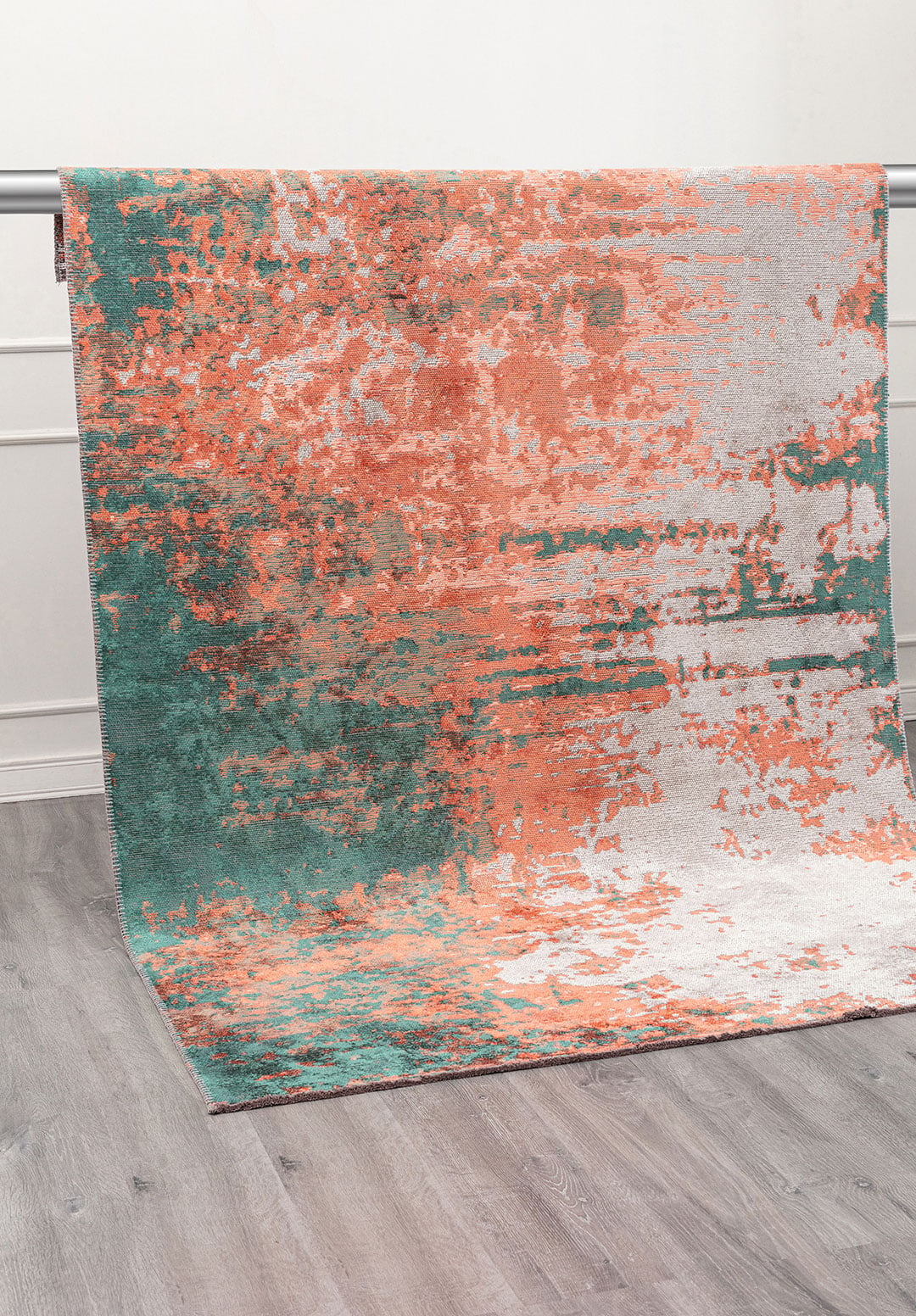 BLAZE DARK GREEN - CORAL - BONE RUG - 4