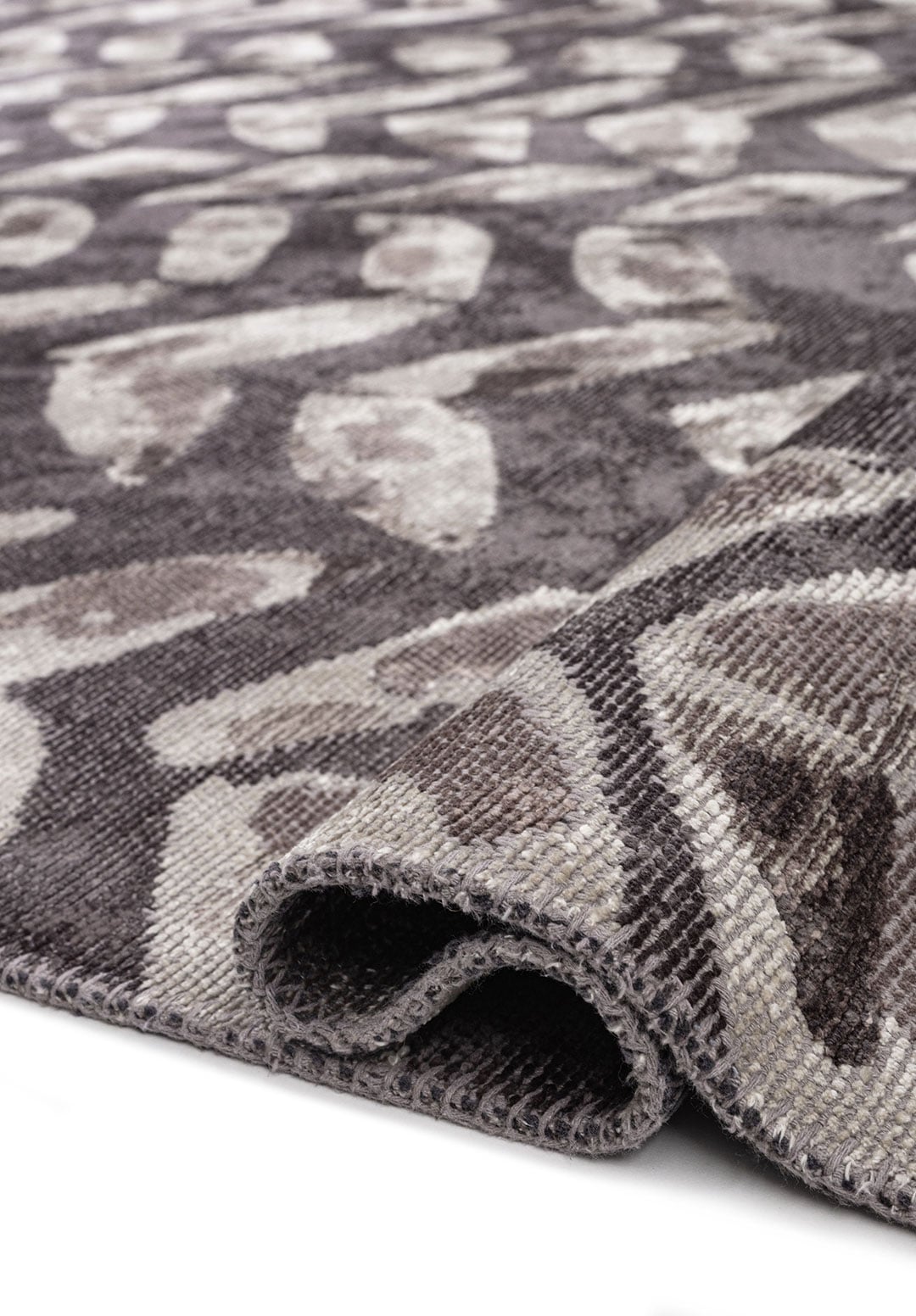NOVA CHARCOAL - DARK GREY - BONE RUG - 2