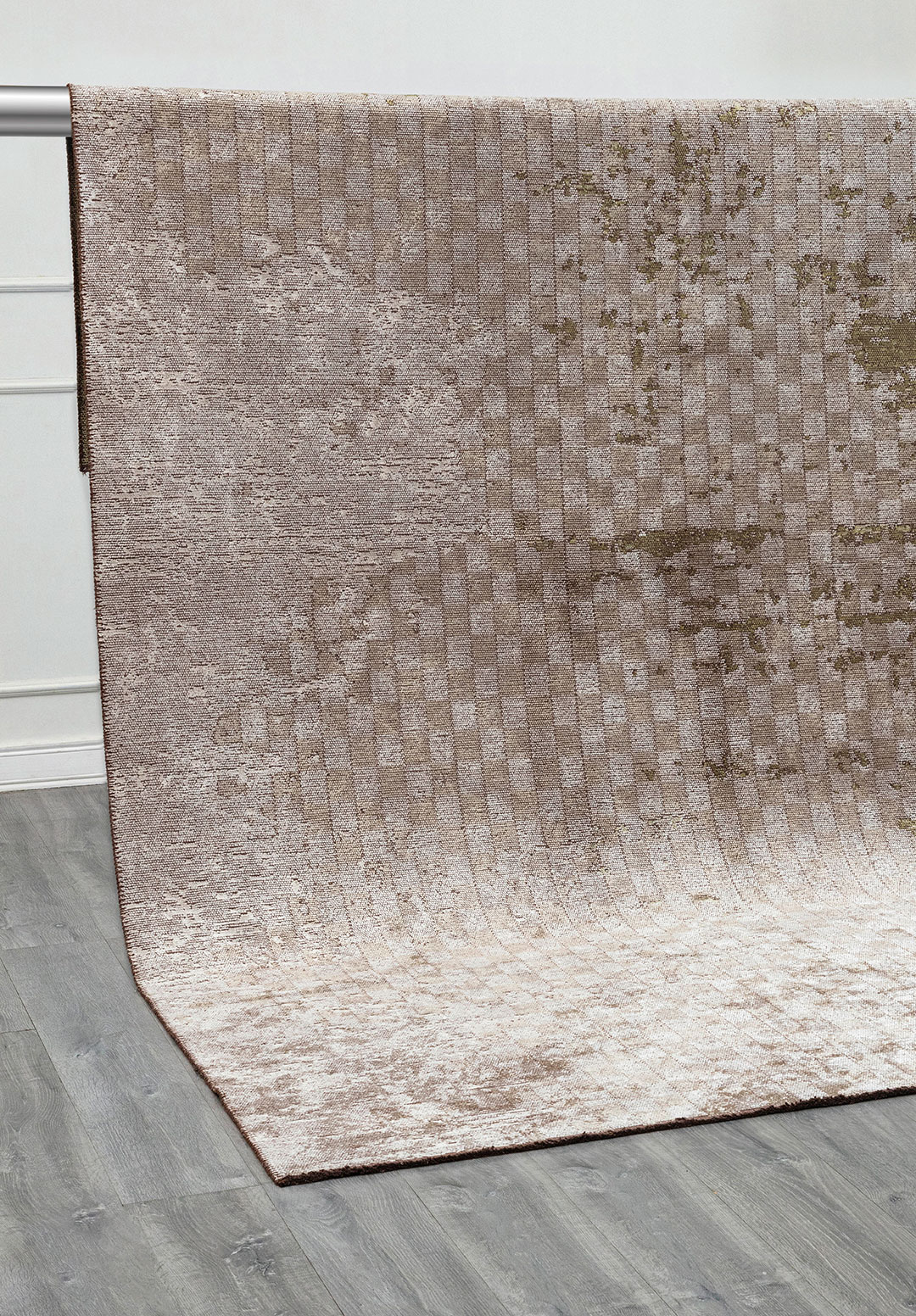 MIRAGE BEIGE - GREEN - BONE RUG - 4